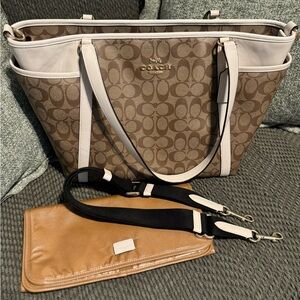Coach Signature Baby Bag 🎀